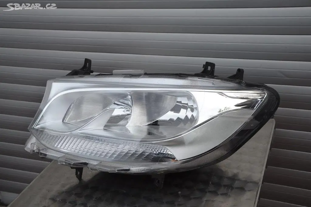 Náhled: Mercedes - Benz Sprinter 907 levé světlo